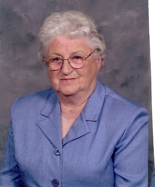 Betty May (Seaman)  Daup